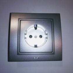 Πρίζα σούκο 2P+E - Ασημί μάτ - ELBI