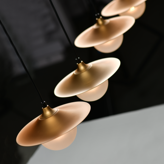 Φωτιστικό κρεμαστό 4 x G9 25w Μέταλλο + Γυαλί + PVC Μάυρο καλώδιο / Βουρτσιστό ορείχαλκο + Μάυρο μάτ + Λευκό - Διάφανο 97X20ΧΗ128CM LAYLA - acadecor