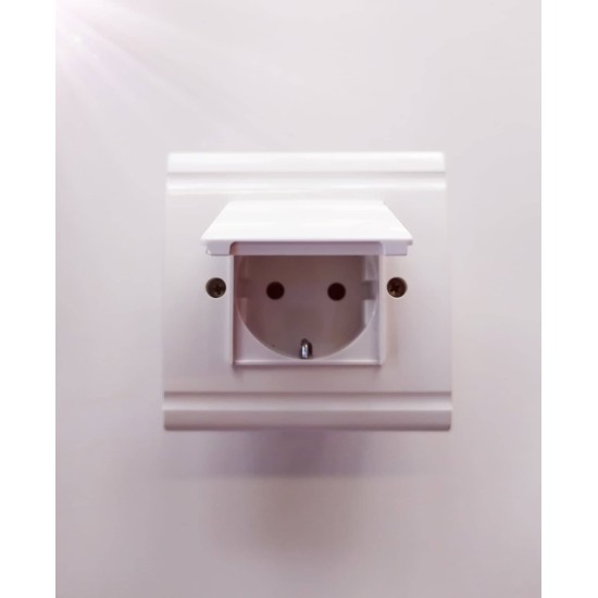 Πρίζα σούκο με καπάκι λευκό - M3000 - Esem