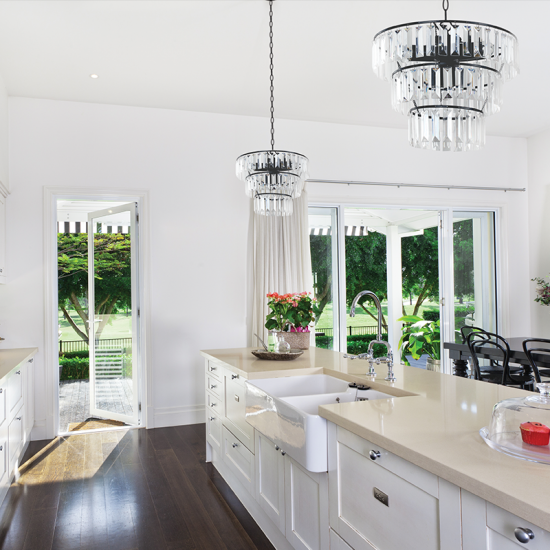 Φωτιστικό κρεμαστό 4 x E14 40W Μέταλλο + Ακρυλικό + PVC μάυρο καλώδιο / Μάυρο μάτ + Διάφανο Φ38,5ΧΗ102CM OREGON - acadecor 