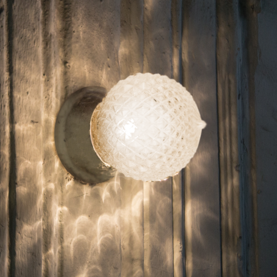 Φωτιστικό επίτοιχο 1 X Ε27 max 40W Μέταλλο + Γυαλί / Μπρονζέ + Διάφανο Φ15ΧΗ17CM CAPRI - acadecor 