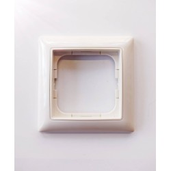 Πλαίσιο 1 Θέσης με δακτυλίδη ιβουάρ - Basic - Busch-Jaeger