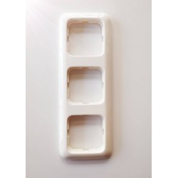 Πλαίσιο 3 θέσεων κάθετο/οριζόντιο λευκό - Reflex - Busch-Jaeger