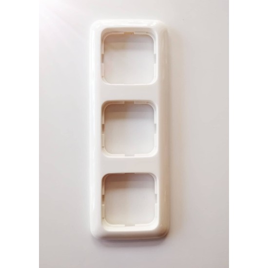 Πλαίσιο 3 θέσεων κάθετο/οριζόντιο λευκό - Reflex - Busch-Jaeger