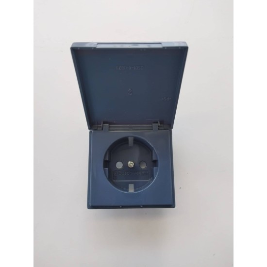 Πρίζα σούκο με καπάκι μπλέ - Πλακίδιο Solo - Busch-Jaeger